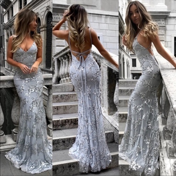 Prom dress - Picture 2 of 4